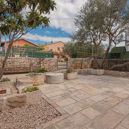 Вилла V4 Водице